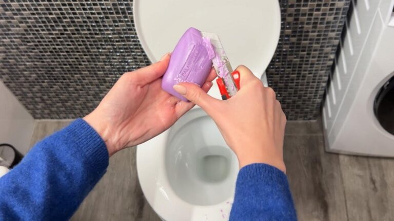 Diese einfache Idee verwandelt nur 4 Zutaten in köstliche Schokoladenkekse in 5 Minuten…