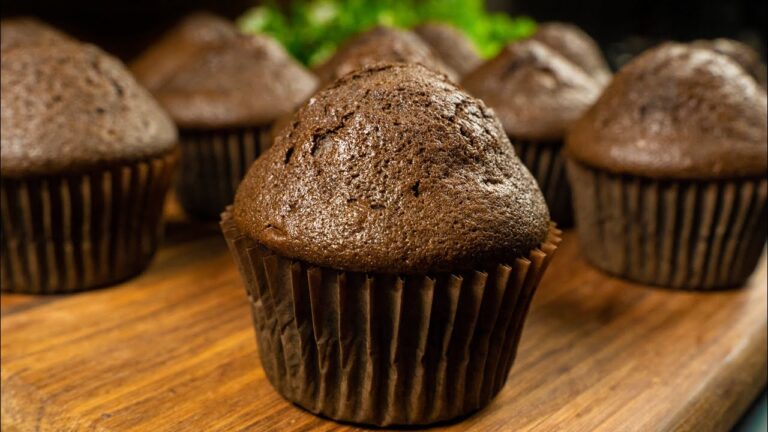 6 Schritte zu luftigen Muffins ohne Mixer – So einfach gelingt das perfekte Rezept!